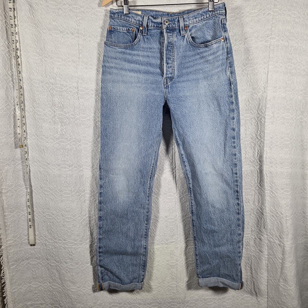 Levi’s 501 Premium Jeans Women’s W31 L32 Light Wash Straight Leg Button Fly